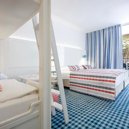 Hotel Amadria Park Kids Andrija 4*